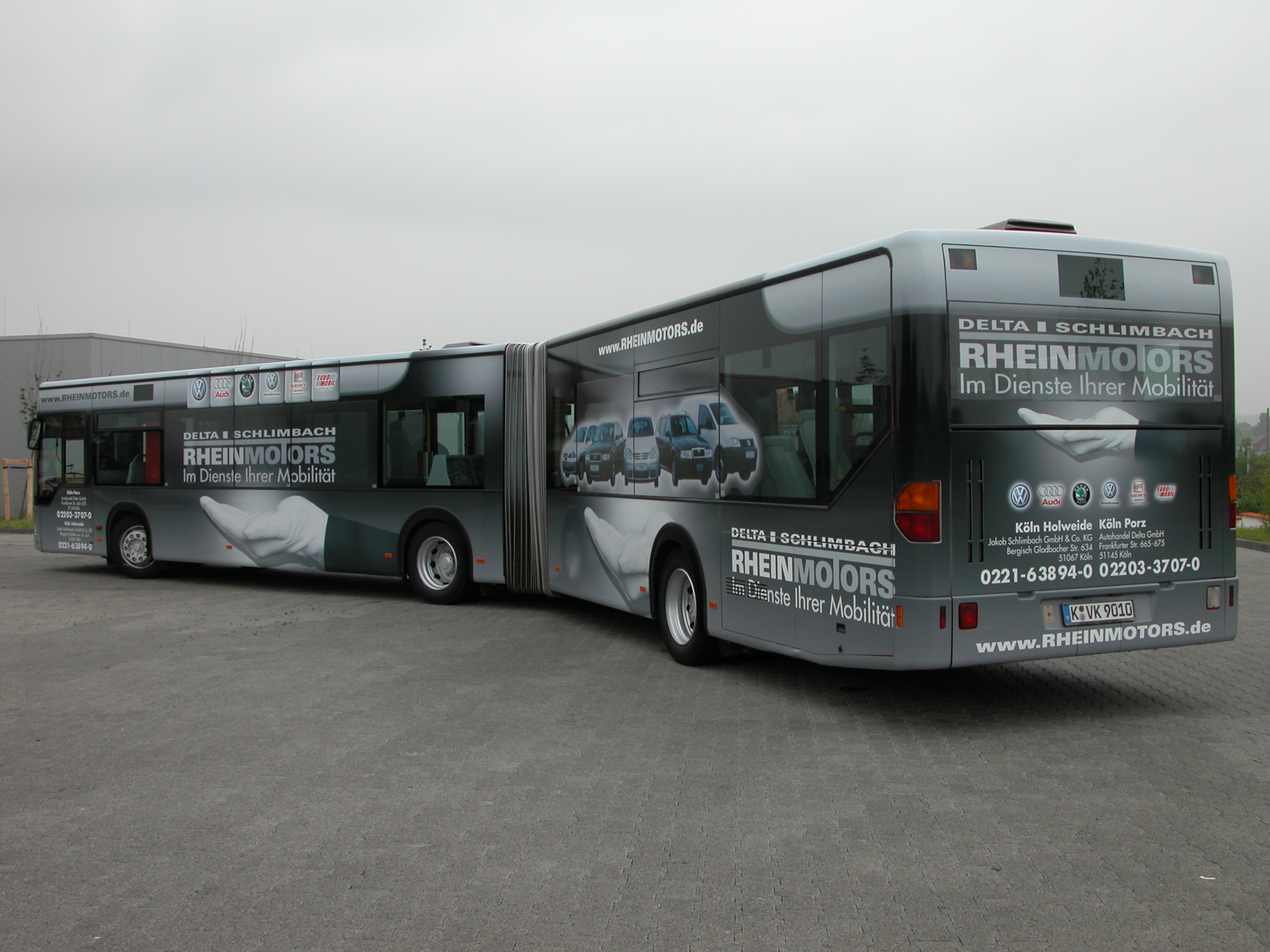 RHEINMOTORS Ganzgestaltung Bus